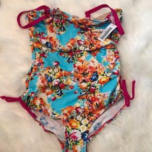NWT Pour Moi Seville Underwire Swimsuit